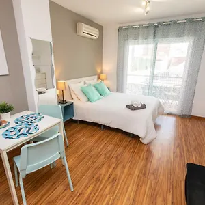 https://house-by-the-sea.1costadelsol.com