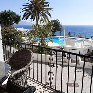 https://tuhillo-1i-menyber.1costadelsol.com