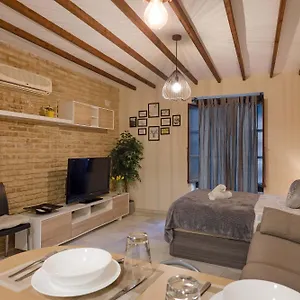 Apartamento Y Lofts En Triana, Sevilha